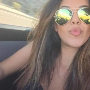 Meet your Posher, Carina